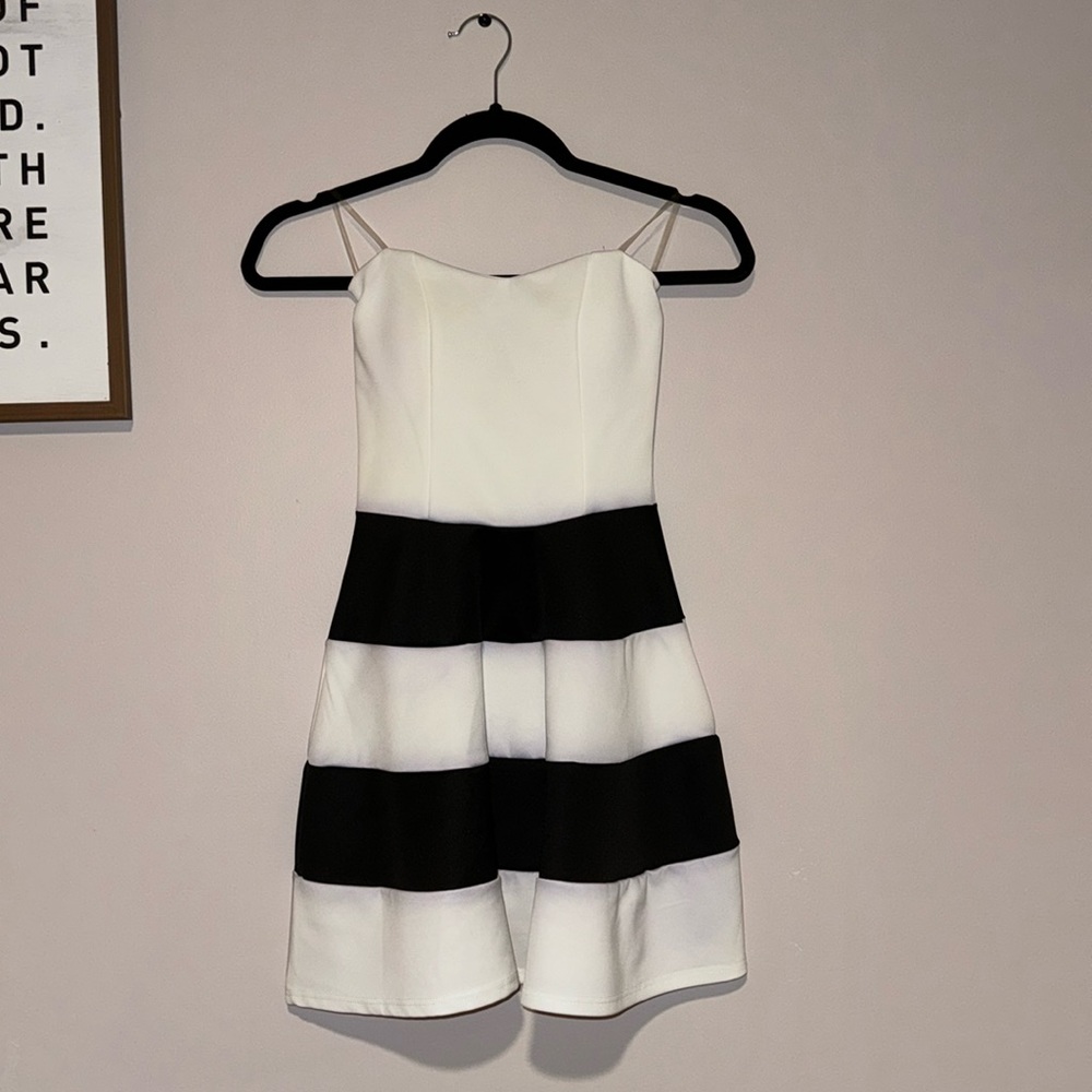 Vintage Charlotte Russe dress. From mid 2000’s. New with tags
